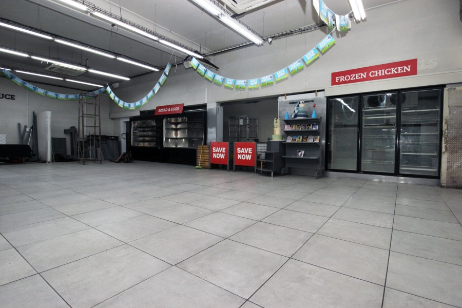 Commercial Property for Sale in Tuscany Glen Western Cape